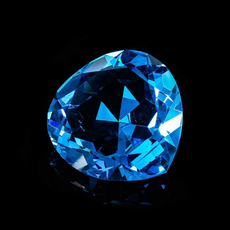 Lake Blue Crystal Heart Shaped Diamond